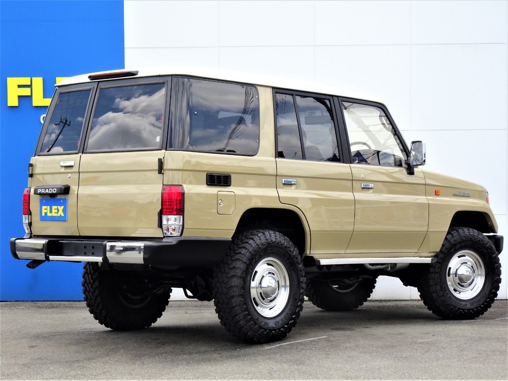 去年当店で販売、納車したお車が戻ってきました！！