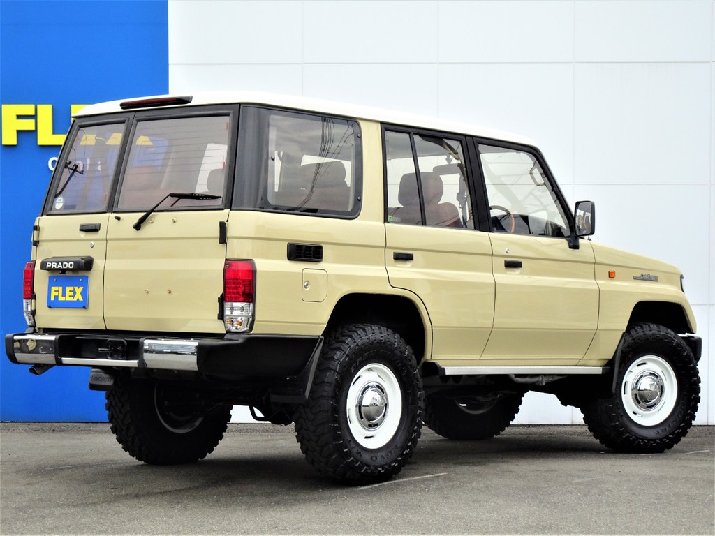内外装フルカスタム車両、お客様からの直接買い取りにより緊急入庫！！