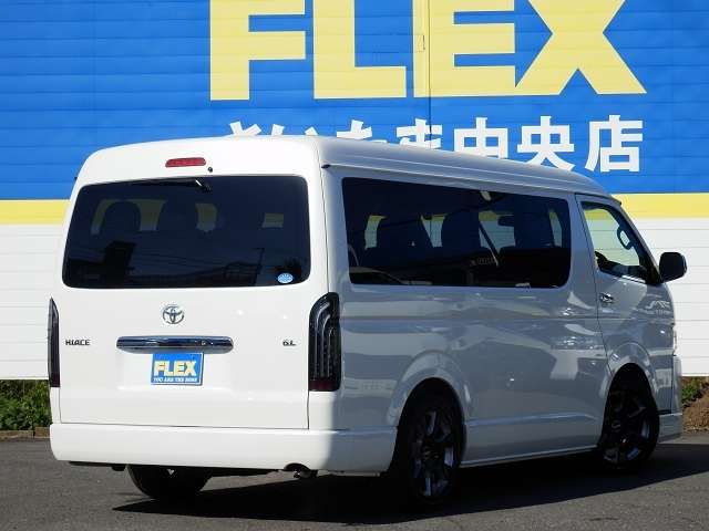 メーカーオプション寒冷地仕様＆スマートエントリー＆プッシュスタート装備