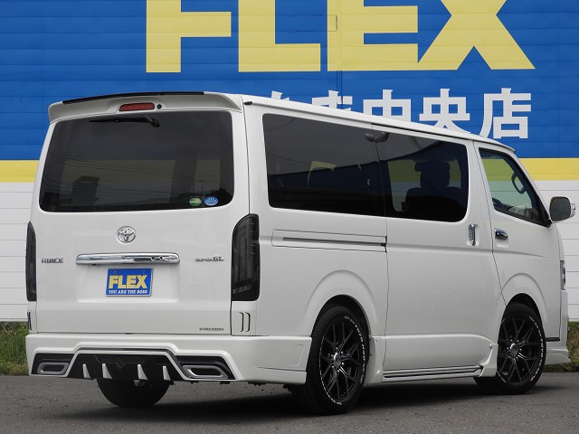 フルエアロ！！！ＶＡＬＥＮＴＩシーケンシャルウインカー機能つきＬＥＤテールランプ♪