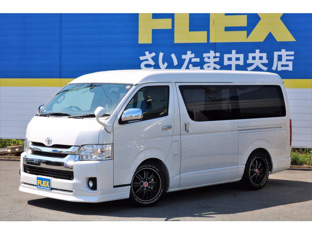 外装はシンプルかつカッコよく決まっております！