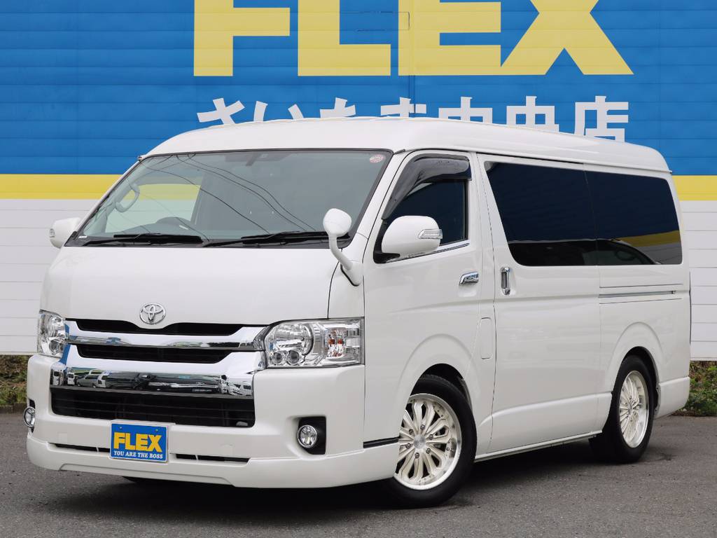 ２７年６AT　ワンオーナーの生産中止内装架装ラウンジ３入庫！