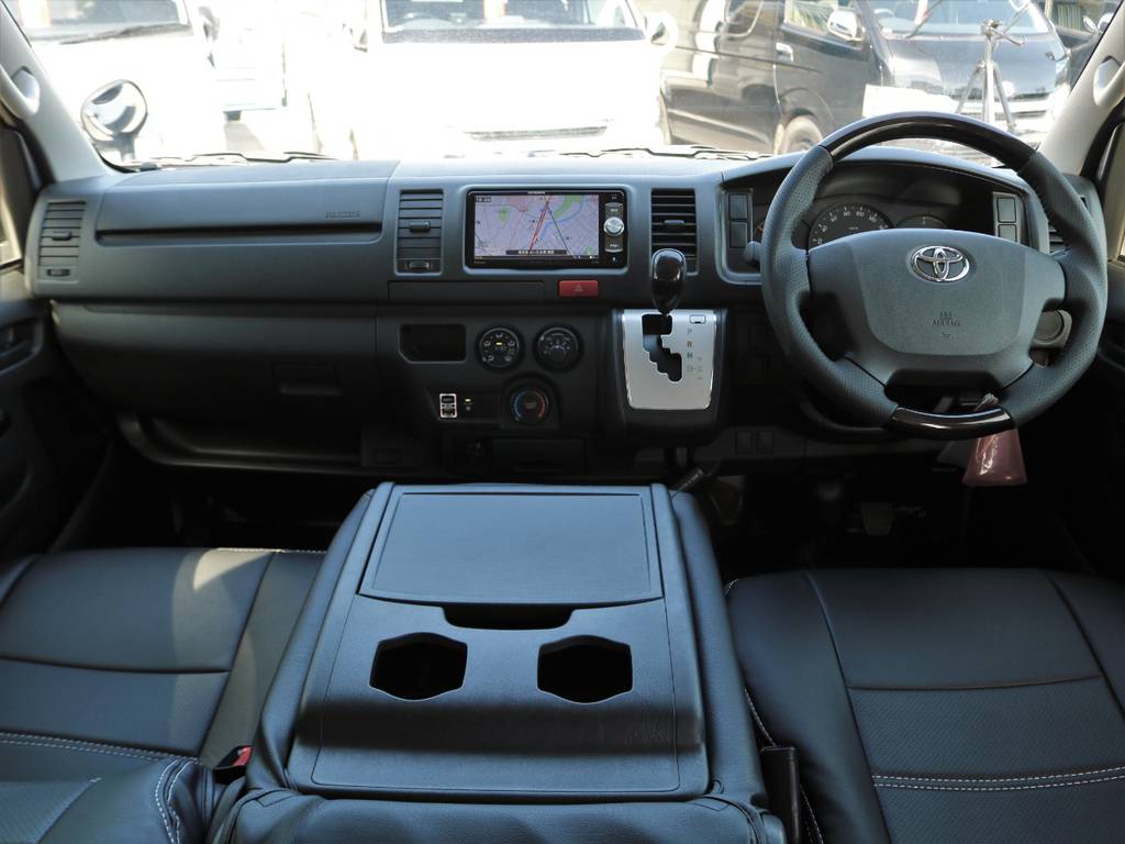 運転席が高いので見通しが良く運転しやすいです！