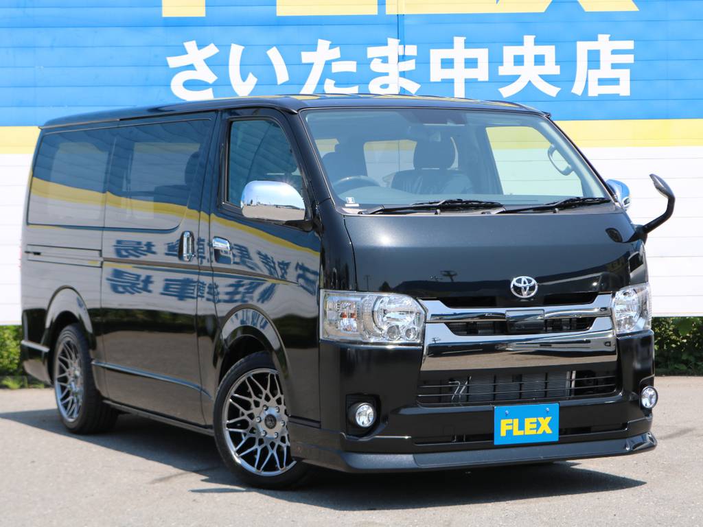 ハイエース人気の特別仕様ダークプライム入庫しました！話題のトヨタセーフティセンスに両側パワースライドドア付きです！