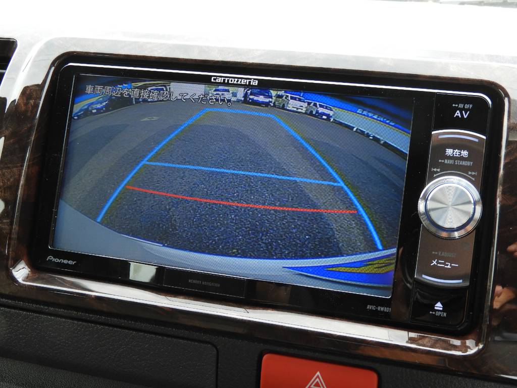 バックカメラお付きしておりますので駐車の不慣れなお客様もご安心下さい！