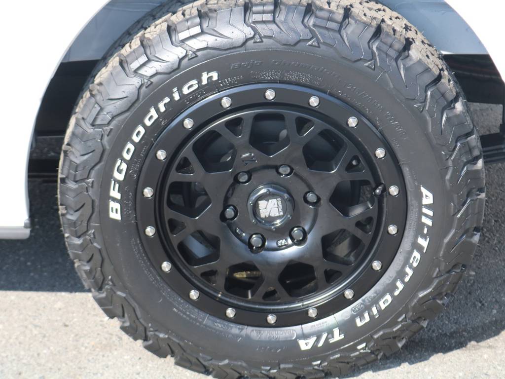 XTREM-J16インチアルミホイールにＢＦグッドリッチタイヤ装着！男らしくてカッコいいです♪
