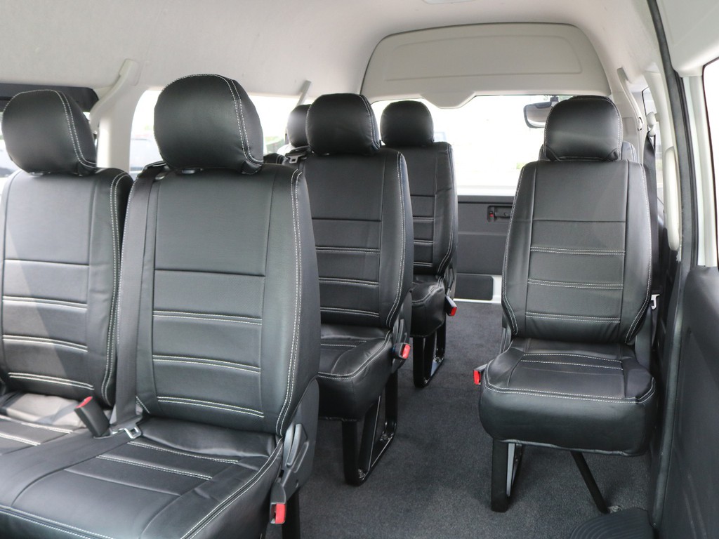 乗車定員10名様！普通免許でも運転可能です☆