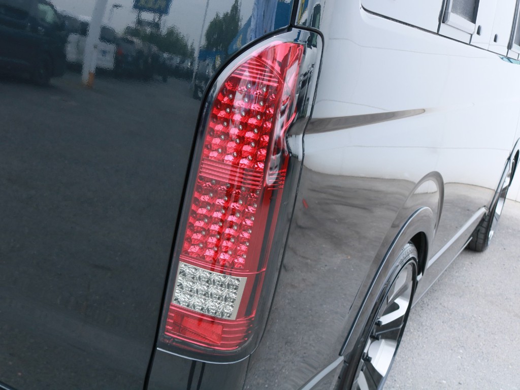 LEDテールライトを装備済みです！