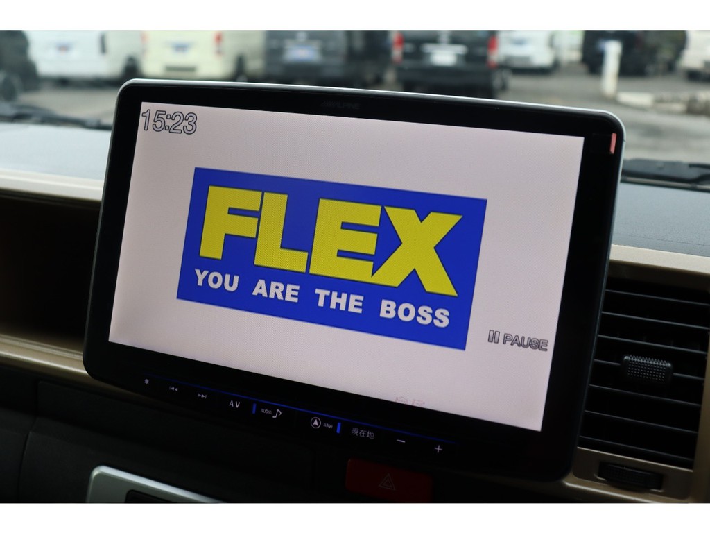 大人気BIG-X11インチフローティングナビ!大画面でナビ♪テレビ♪DVD♪長距離の運転に便利なカーナビを搭載させて貰いました♪