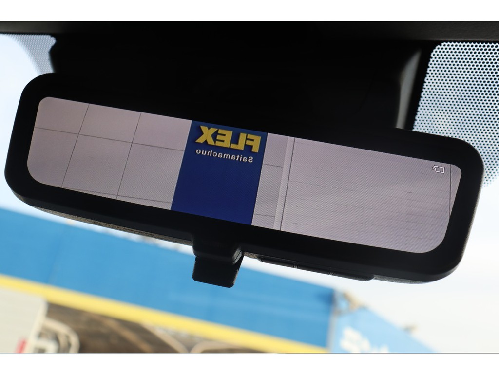 6型メーカーオプションのデジタルインナーミラー♪その他メーカーオプションもフル装備です！！