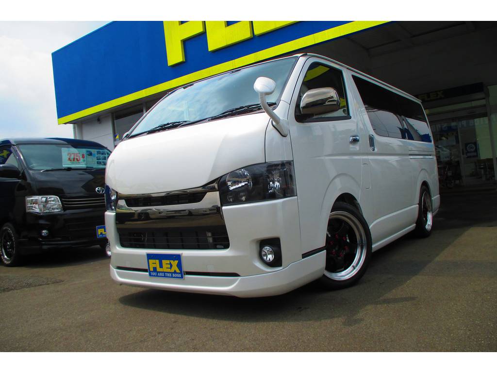 さぁこの純白のフルコンプリート車を手に入れてみませんかっ♪個性的でカッコいい車をお探しなら必見の一台ですよっ♪是非、現車を見に来て下さいねっ♪ご来店心よりお待ちしております♪