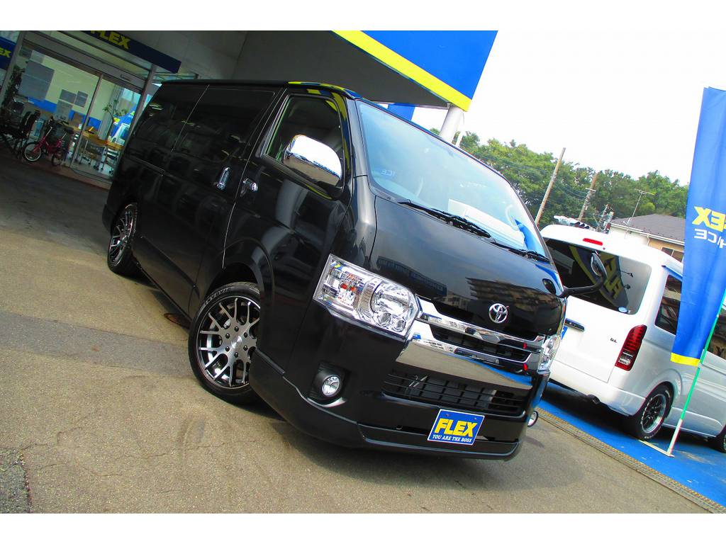 さぁ漆黒のディーゼルナビパッケージ車を手に入れてみませんかっ♪ディーゼル車は人気の為、お早めに♪