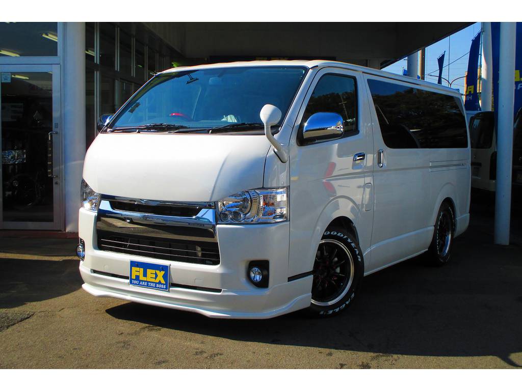 純白のＢＩＧナビパッケージ車堂々完成致しました♪怒涛のディーゼルパワーをご堪能下さいねっ♪ディーゼルのパワーに慣れるとガソリン車にはもう乗れないかもしれなせんよぉ♪