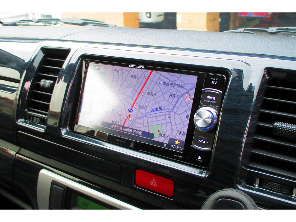 最新のパイオニア製ナビが付いての車両価格ですので追加で費用は頂きませんよっ！ナビといえばカロッツェリアですねっ♪