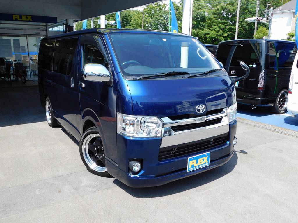 シンプルにそして美しくカッコ良く！スタイリッシュ車です♪