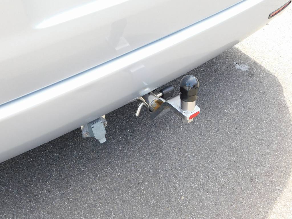 ヒッチメンバー搭載車ですのでトレーラーも引っ張れますよっ♪休日をアクティブに過ごす方いかがでしょうかっ♪