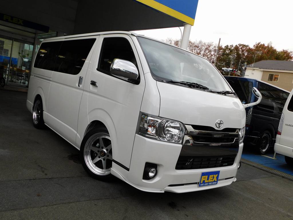 さぁこの車を手に入れてみませんかっ♪特別仕様車は大変人気の為、お早めに♪現車確認大歓迎ですので是非、ご来店下さいねっ♪