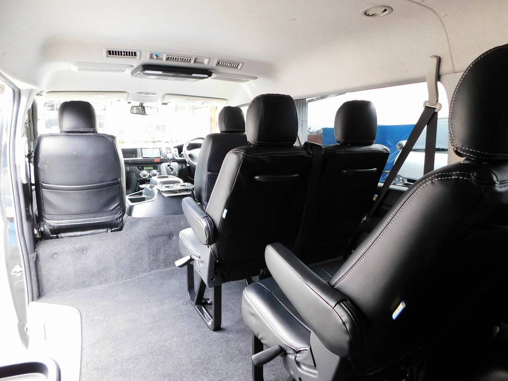 この広さと乗車人数が魅力のワゴンですねっ♪