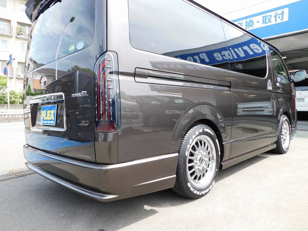 ＧＲ－８製フルエアロだから出せるこの統一感♪ミックスも良いですが統一感を出すならワンメーカーで揃えた方が間違い無いですねっ！！！