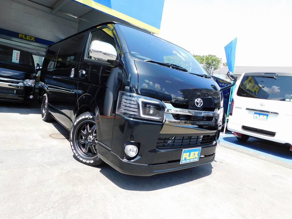さぁこの漆黒のブラックエディションを手に入れてみませんかっ♪５０ＴＨはオーダーストップですのでお早めにご検討下さい！！！現車確認はいつでも大歓迎ですよっ♪