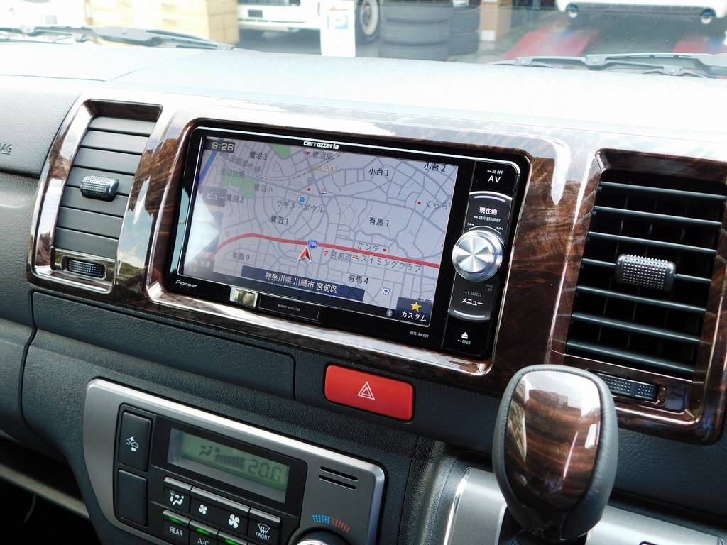 搭載されているナビはパイオニア製♪見やすさと使いやすさで人気のナビゲーション♪車両価格に含まれておりますので追加費用は掛かりません！！！