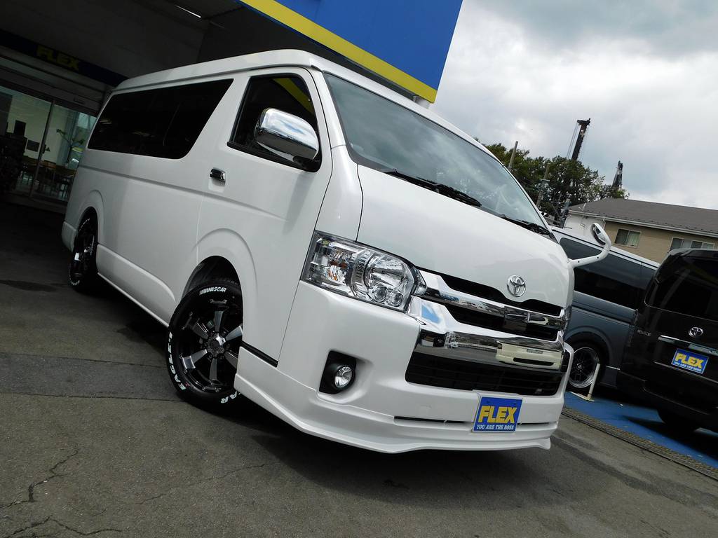 さぁこの車を手に入れてみませんかっ♪渾身の内装架装車ですのでお早めに♪現車確認はいつでも大歓迎ですよっ♪