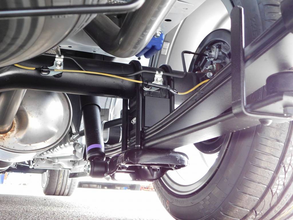 ブロックキットは玄武製２．５インチを装着！フルコンプリート車に相応しい良い物を惜しみなく装着！！！