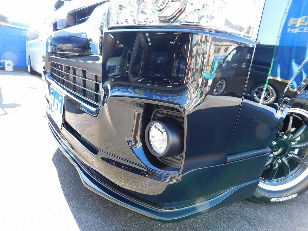 さりげなく違いをアピールするグランドコンセプションフロントバンパーと４１５コブラクリーンルックⅢタイプＲのコラボレーション仕様♪