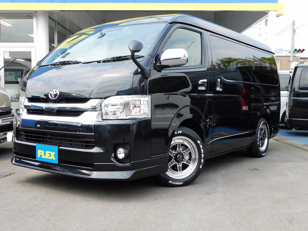新車ワゴンＧＬ人気のトリプルモニター仕様完成致しました♪４ＷＤで走破性も問題無し！基本カスタムを押さえた一台！