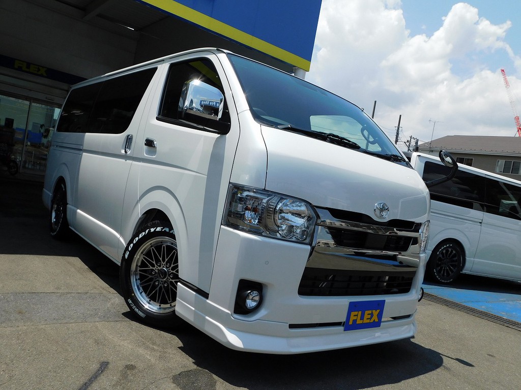 さぁこの車を手に入れてみませんかっ♪人気の新型ですので是非お早めにご検討下さいねっ♪現車確認はいつでも大歓迎ですよっ♪