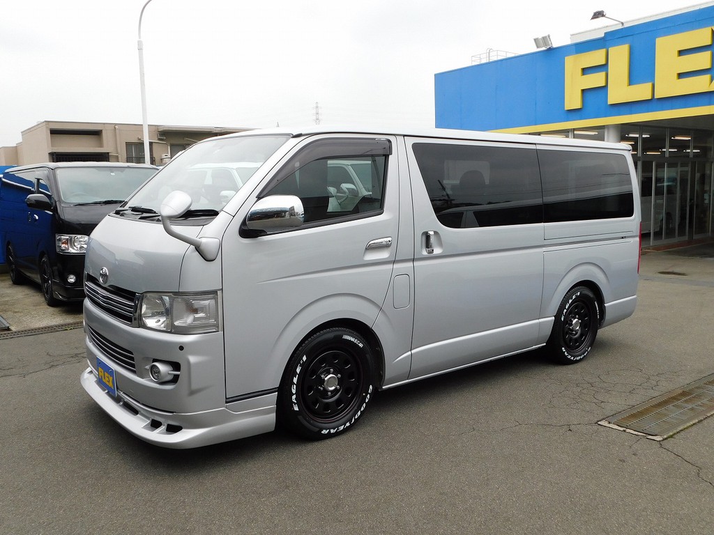 横から見てもキマってます！ローダウンされた箱車は問答無用でカッコいいですねっ！！！