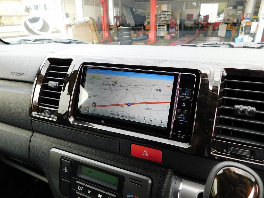 ナビは人気のパイオニア製を装着！オーディオメーカーだけに純正スピーカーでも良い音を楽しめますよっ♪