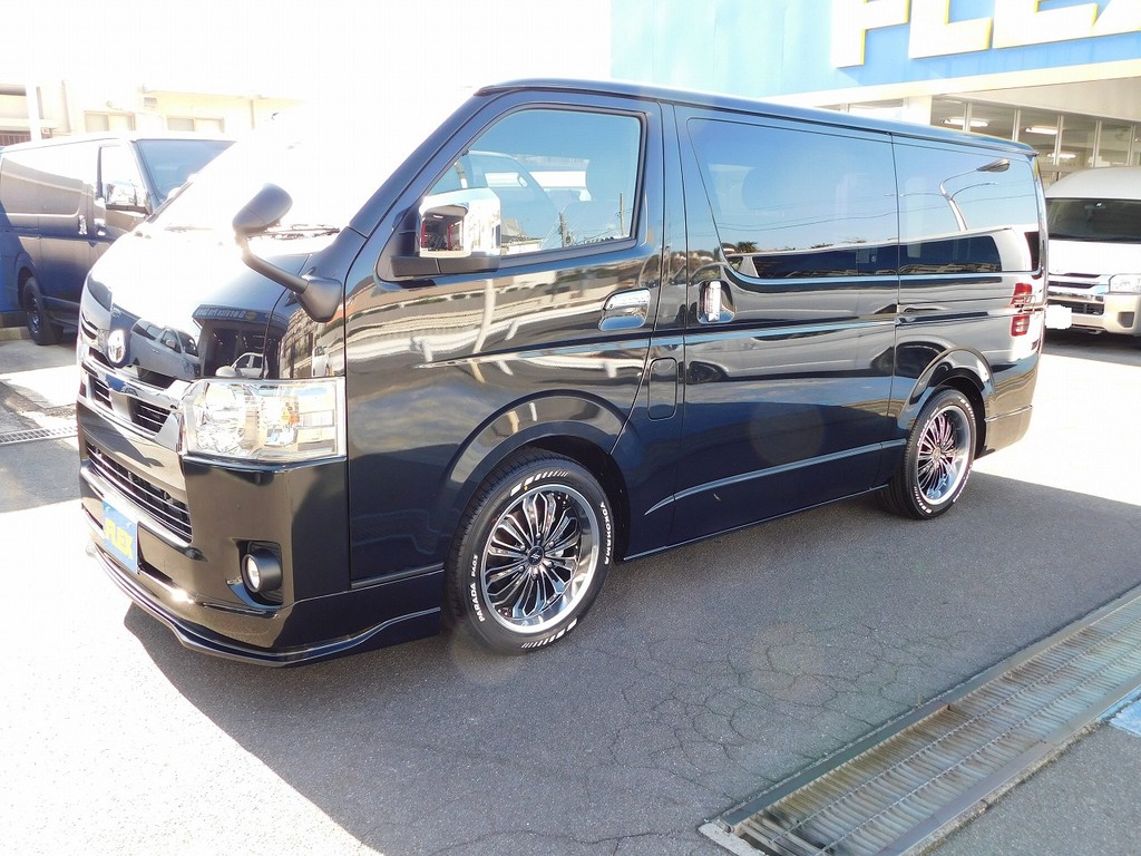ローダウンされた箱車は問答無用でカッコいいにキマッてますね♪