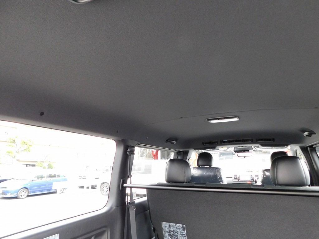 ダークプライムⅡ専用のブラック内装！！！シックで落ち着きがありますねっ♪