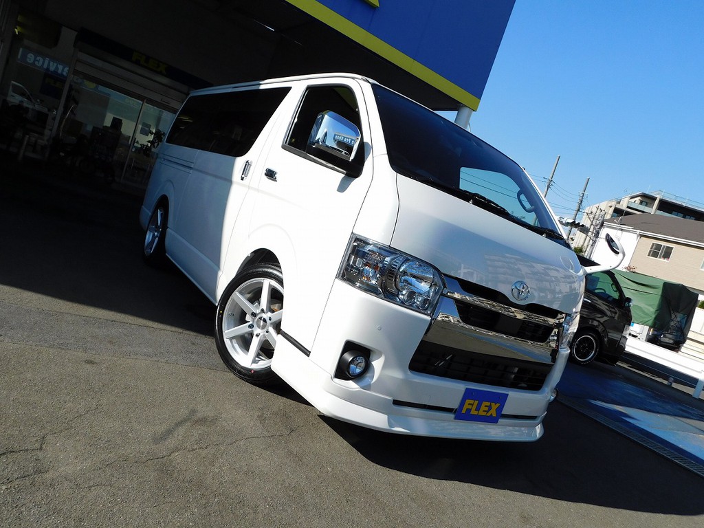 さぁこの車を手に入れてみませんかっ♪スタイリッシュにカスタムされた一台♪現車確認はいつでも大歓迎ですよっ♪
