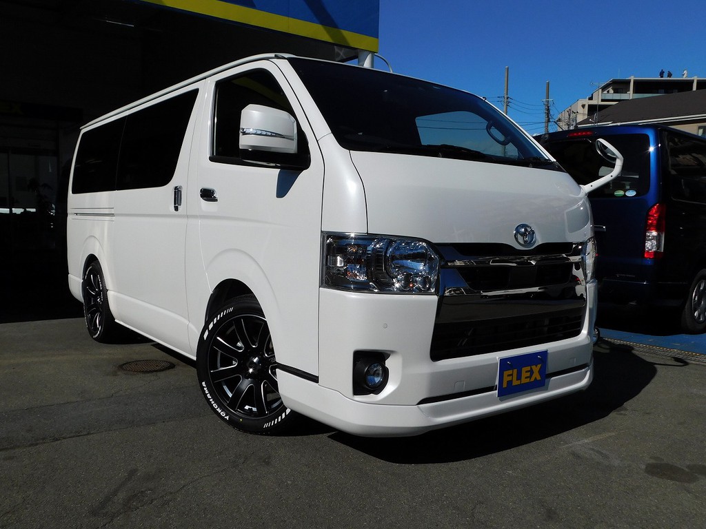 さぁこの車を手に入れてみませんかっ！！！人気の仕様ですのでお早めに♪現車確認はいつでも大歓迎ですよっ！！！