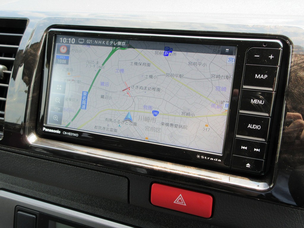 今どきナビは当たり前！！！パナソニック製で画面もキレイです♪