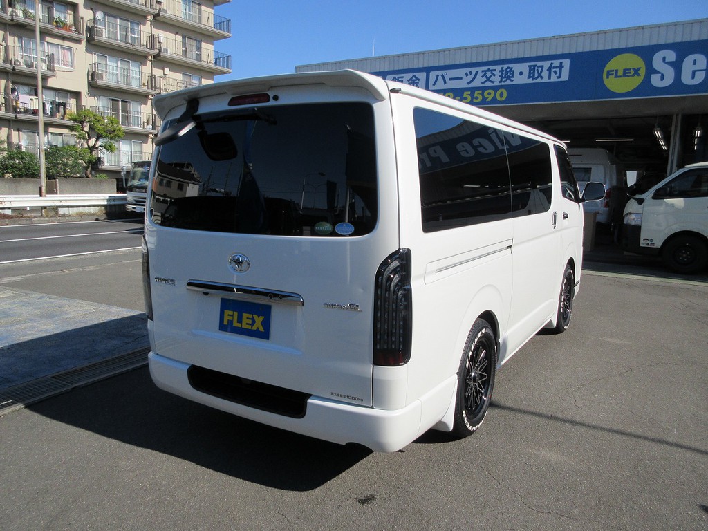 スタイリッシュな後ろ姿♪テールはフレックスオリジナルＬＥＤテール煌を装着！！！
