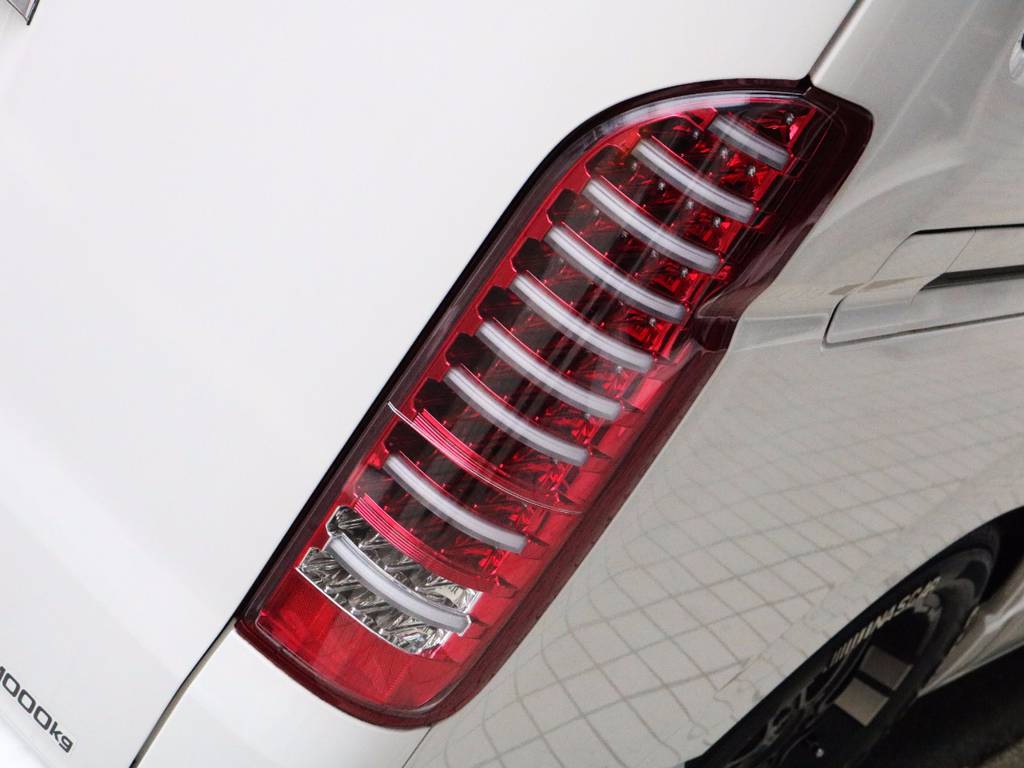 ヴァレンティ製ＬＥＤテールランプ！