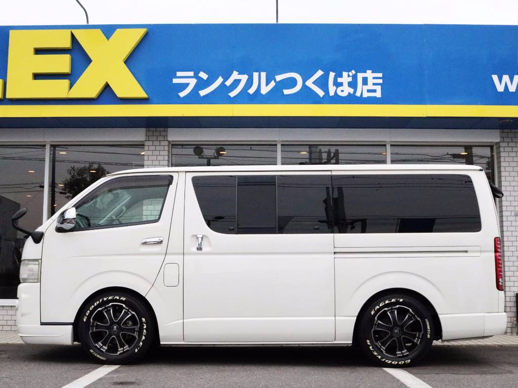 ローダウン施工済み！見た目もバッチリ決まっております♪