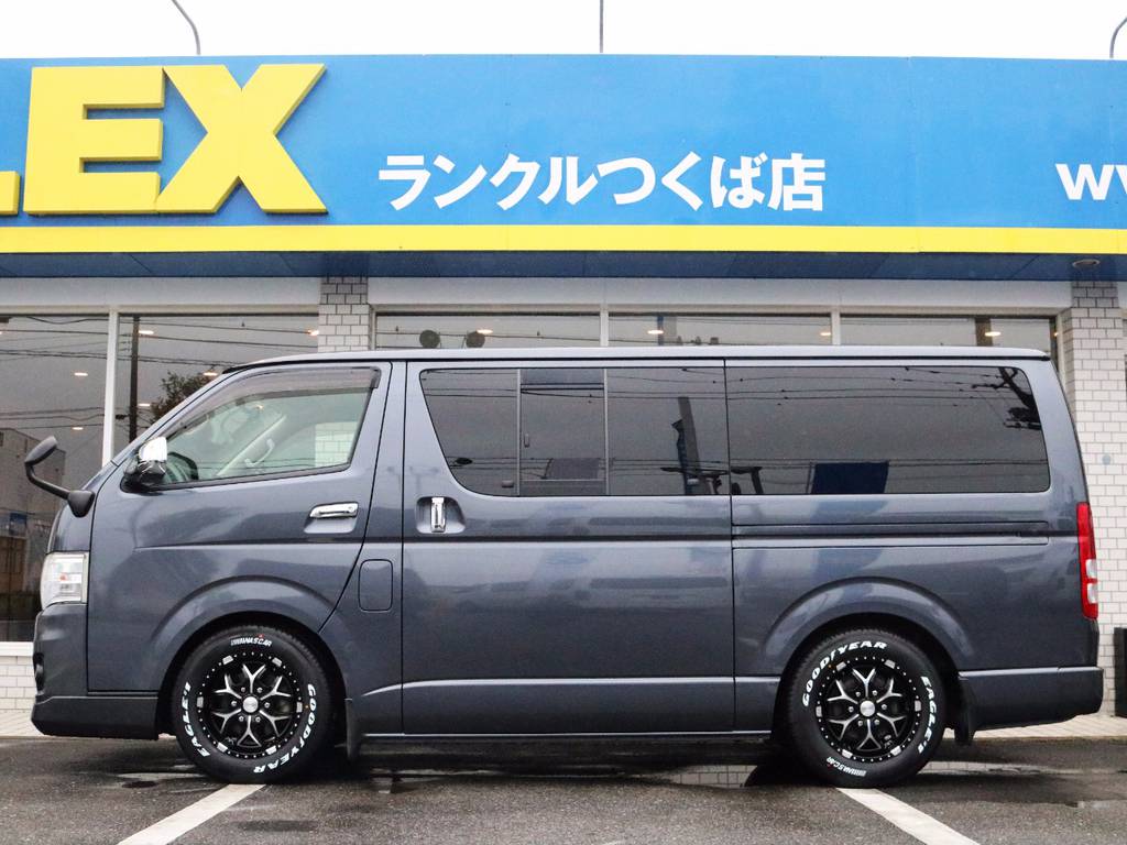 ローダウン済みで見た目もバッチリです！