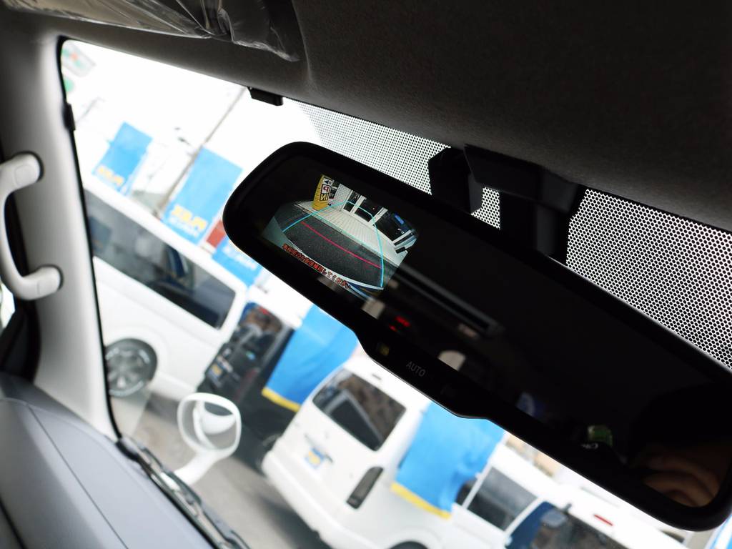 メーカーオプション「バックカメラ」！