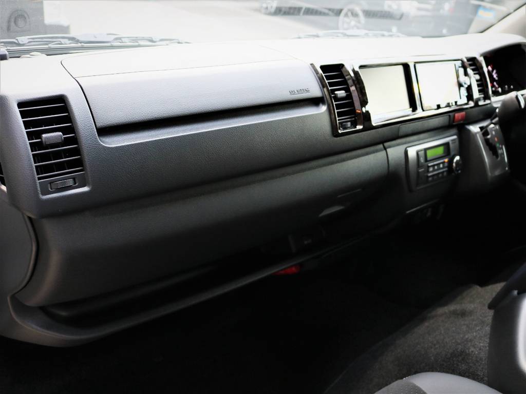 メーカーオプション「助手席エアバック」「ＡＣ１００Ｖ電源」！