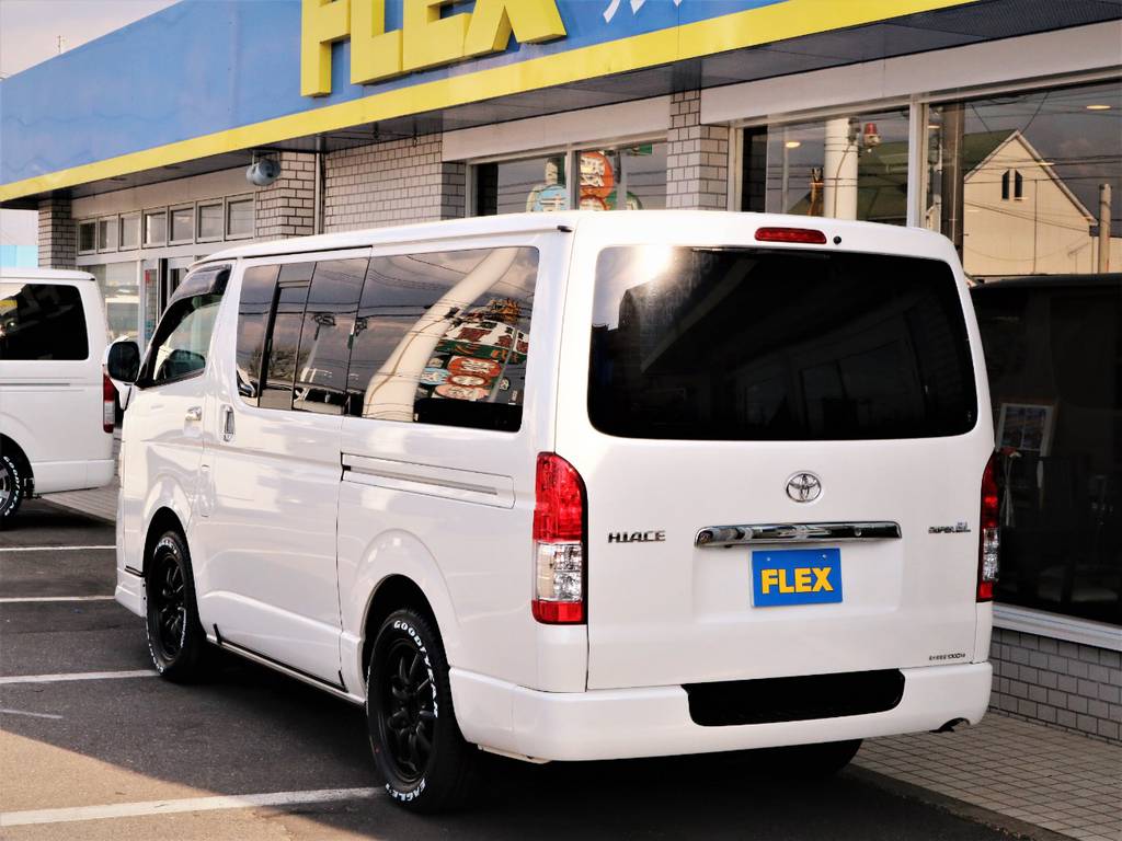 茨城県最大級のハイエース専門店！新車から中古車までラインナップ！