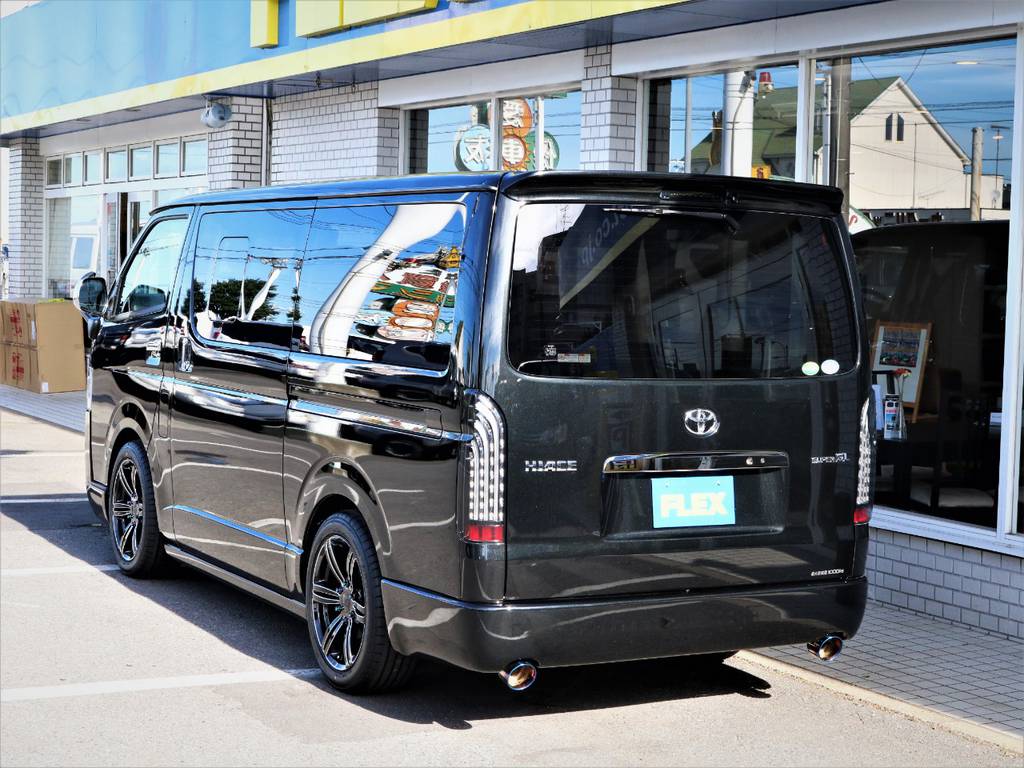 茨城県最大級のハイエース専門店！新車から中古車までラインナップ！