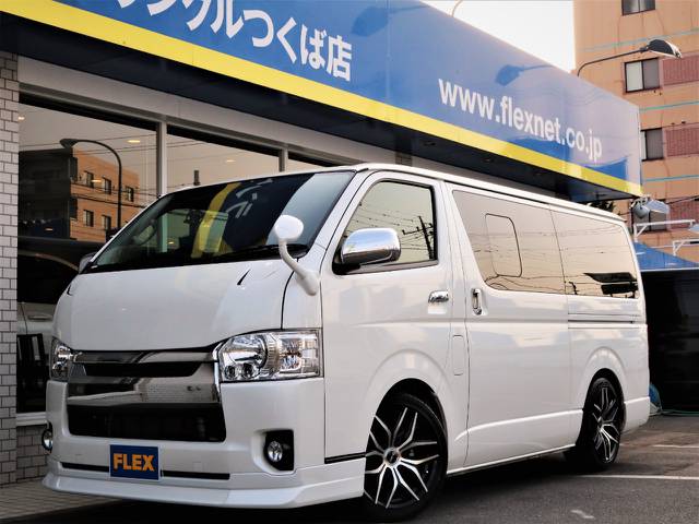 平成２７年レジアスエースＶスーパーＧＬ５人乗り、２ＷＤガソリン車！人気のパールホワイト４型モデル♪