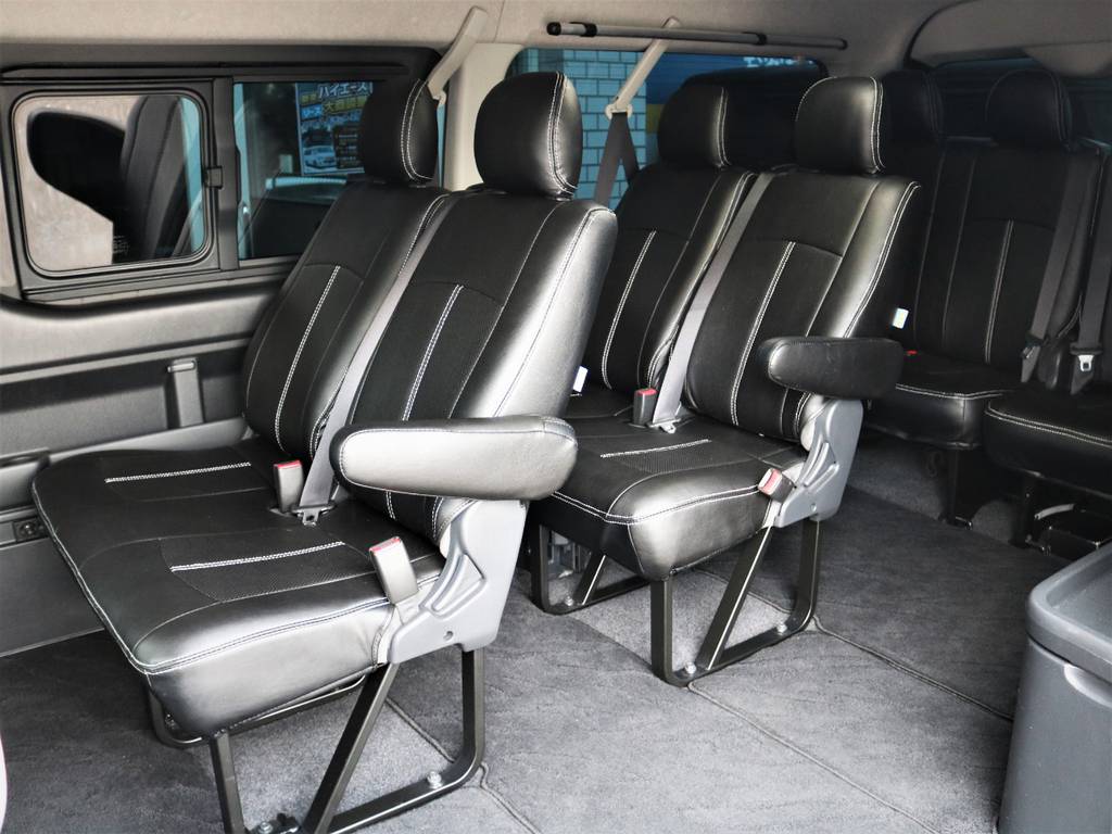 ２列目３列目！