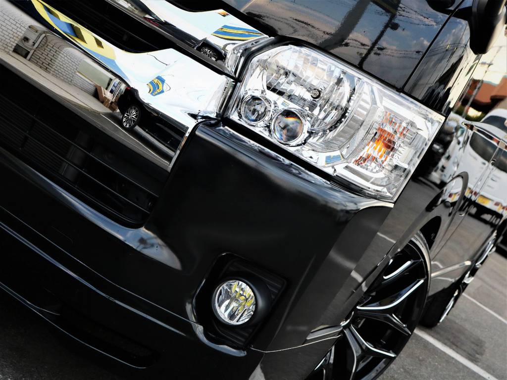 夜間走行に便利なメーカーオプション「ＬＥＤヘッドライト」！