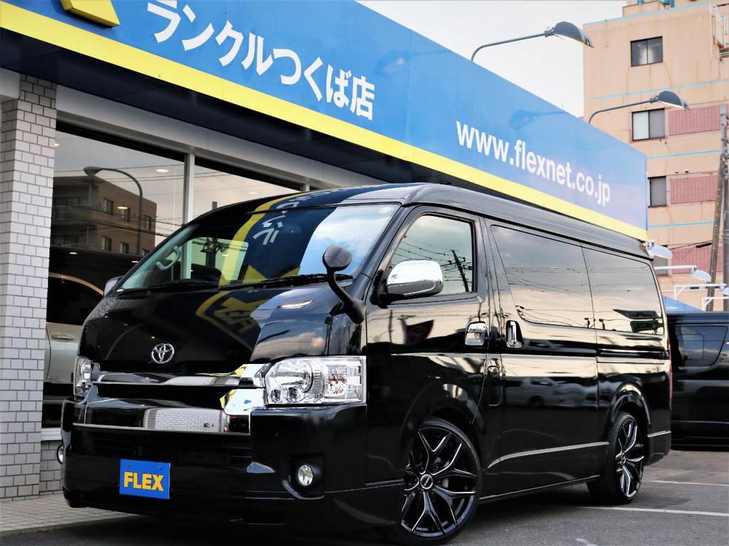 平成２６年ハイエースＷ「ＧＬ」１０人乗り、２ＷＤガソリン車！人気の４型モデル、室内広々でファミリーに大人気の一台です！