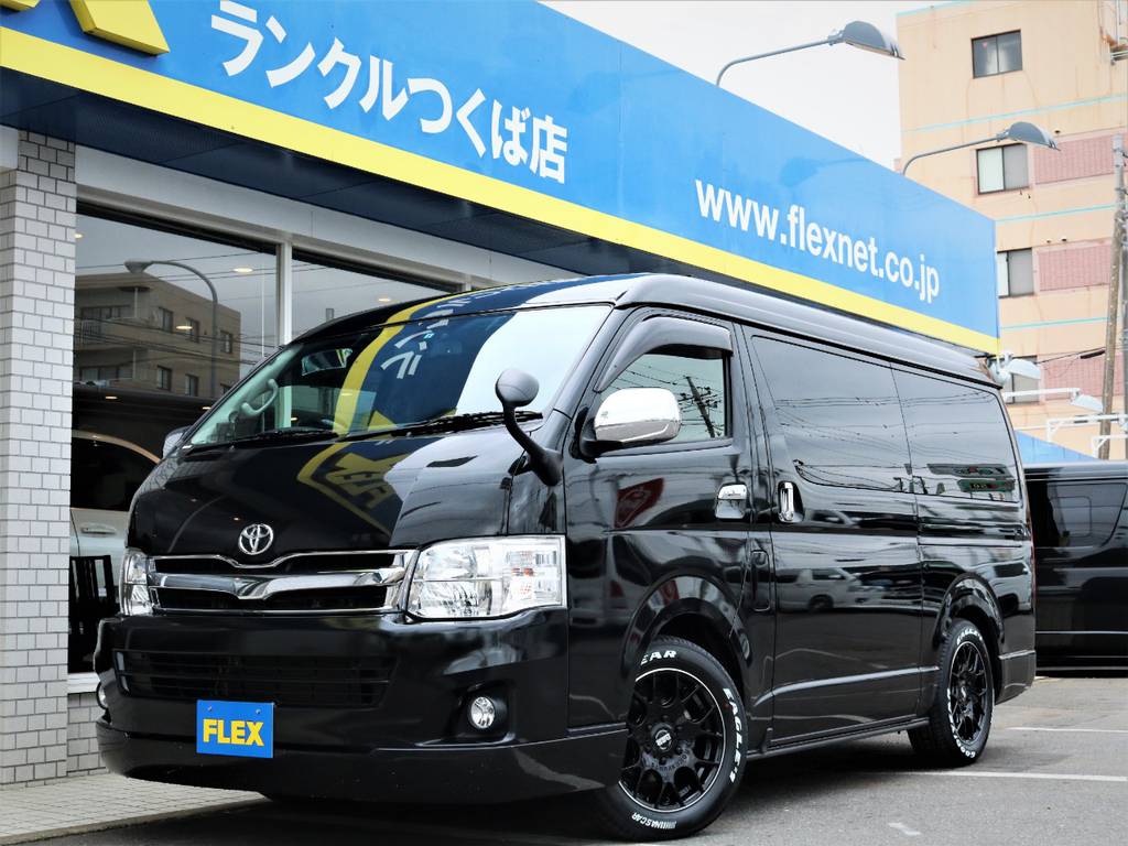 平成２５年ハイエースＷ「ＧＬ」１０人乗り、４ＷＤガソリン車！人気の内装アレンジ、ベッドキット、フローリング付き！ファミリーに大人気のシリーズです！
